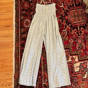 Petersyn smocked zip front pants. Excellent condition